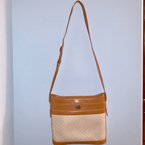 Gucci Vintage Mini Monogram Crossbody Bag - Picture 3 of 8